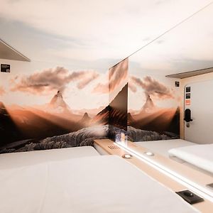 Habitación Cápsula en Pisos Interiores Adaptada para Discapacitados